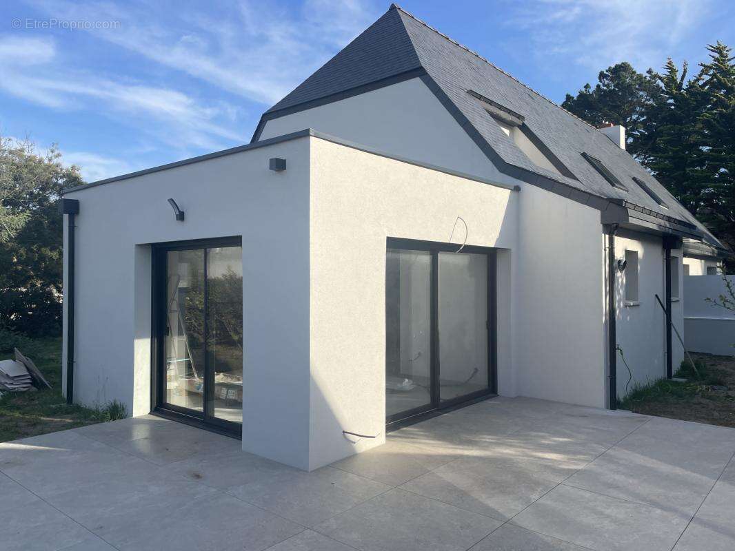 Maison à LA TURBALLE