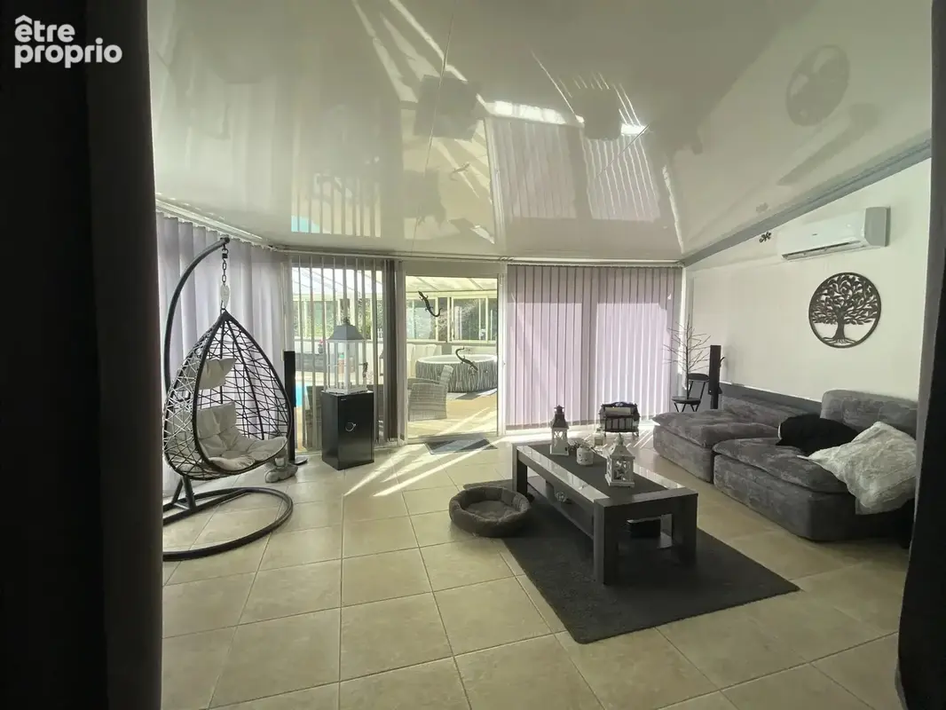 Propriété de charme avec studio, piscine couverte sur 5 000 m² de terrain - photo 6