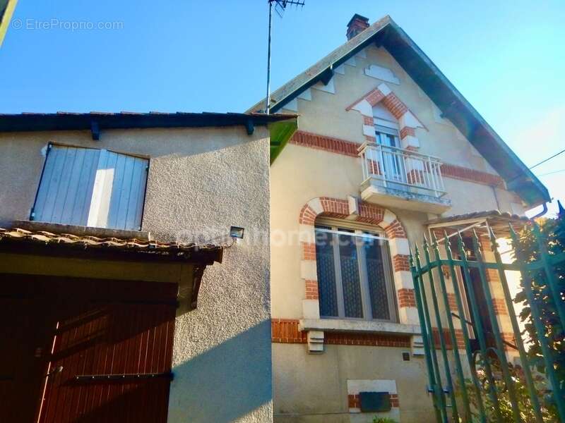 Maison à RAZAC-SUR-L'ISLE