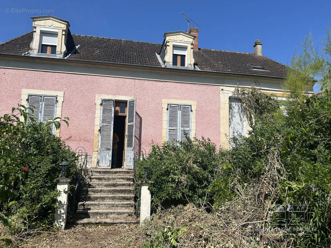 Maison à POUGUES-LES-EAUX