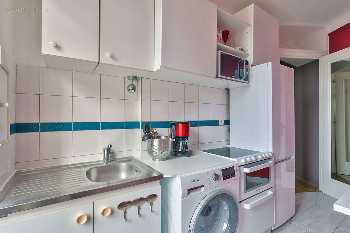 Appartement à PARIS-20E