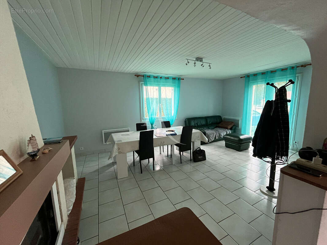 Maison à LE CHAMP-SAINT-PERE