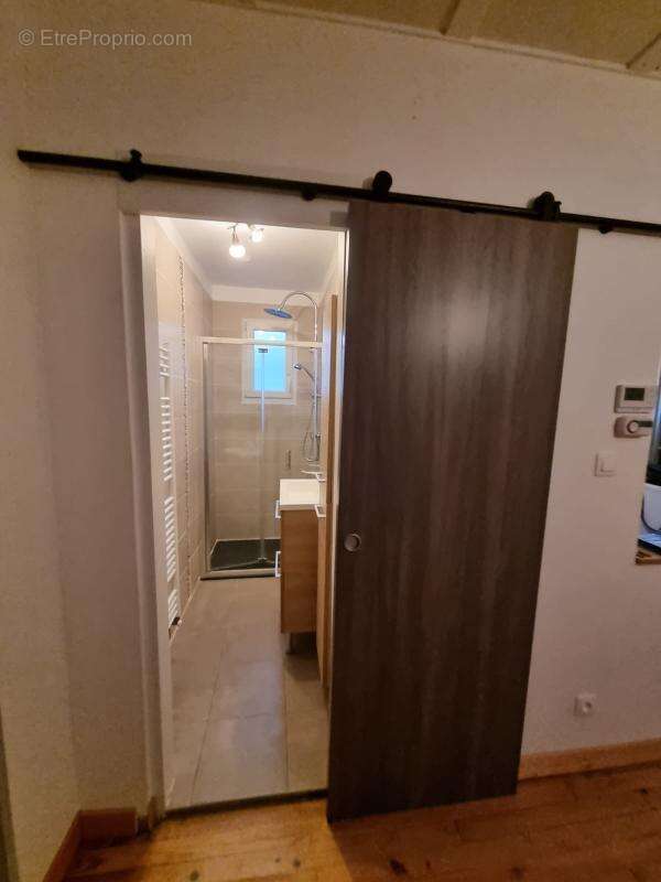 Autre à VARENNES-VAUZELLES