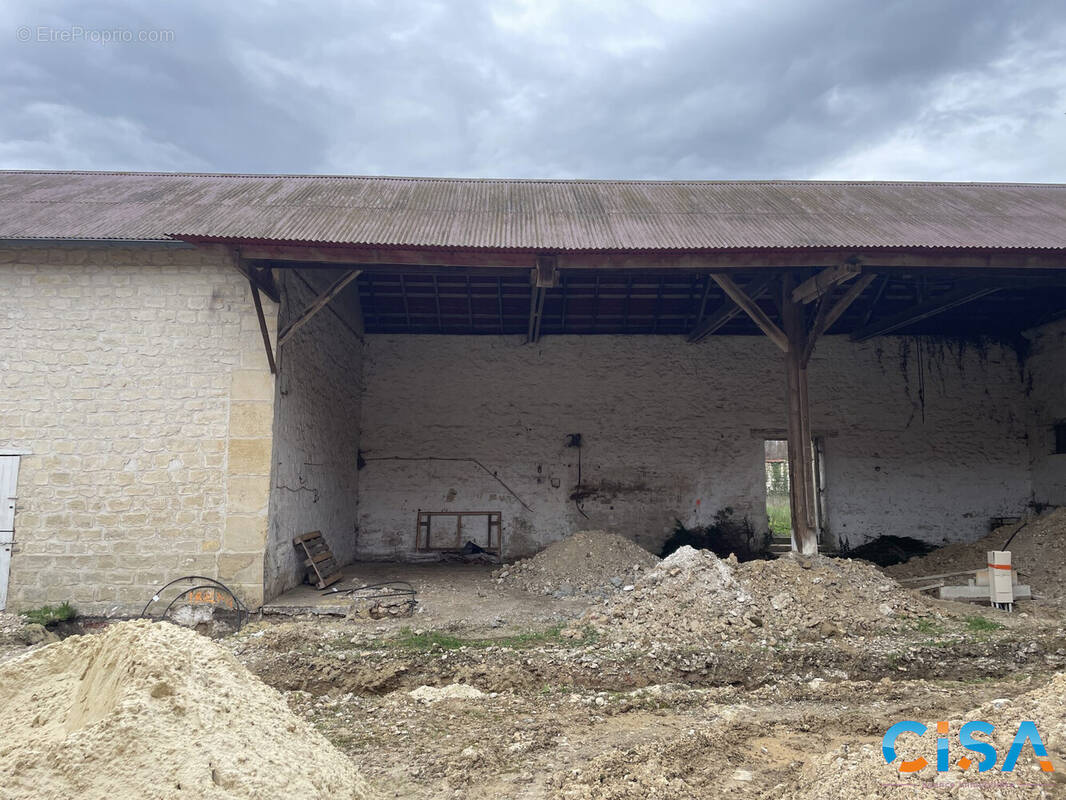 Maison à NEUILLY-EN-THELLE