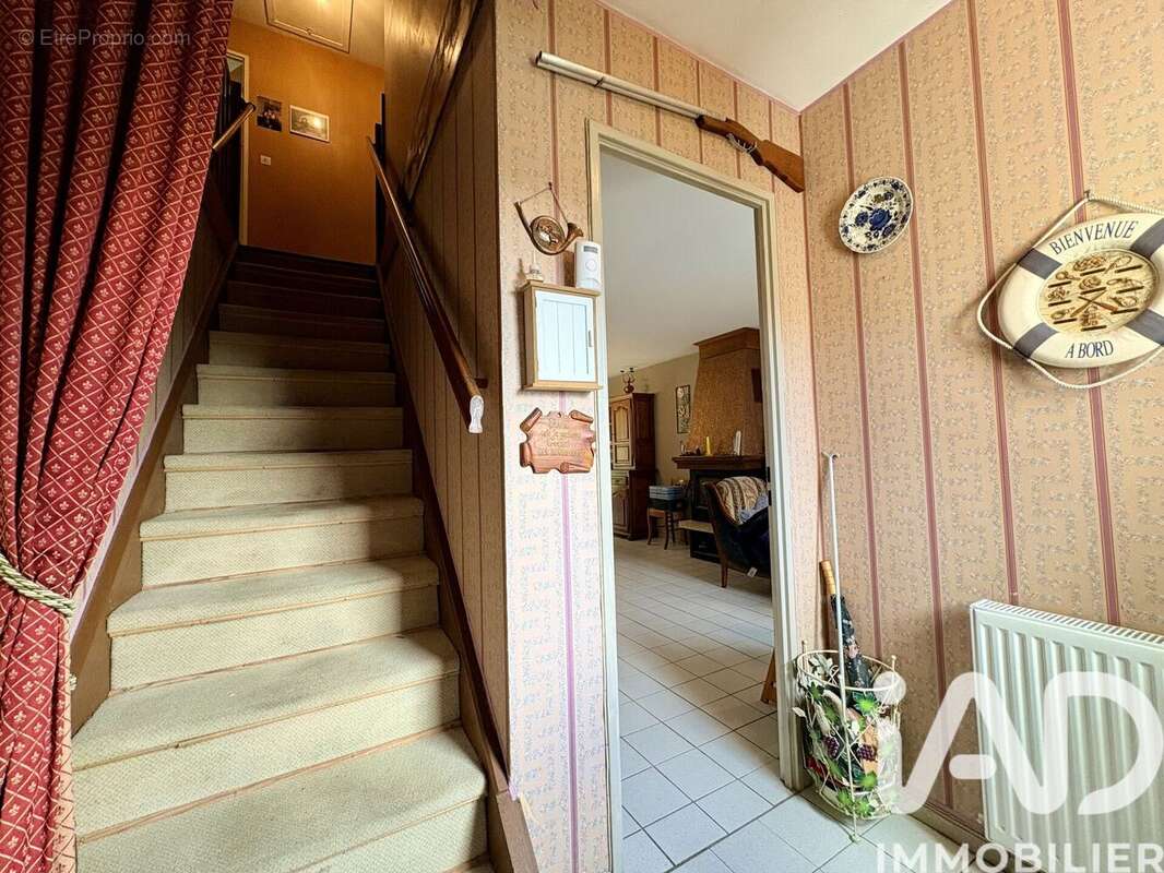 Maison 90 m² à Saint-Amand-Montrond  - photo 5