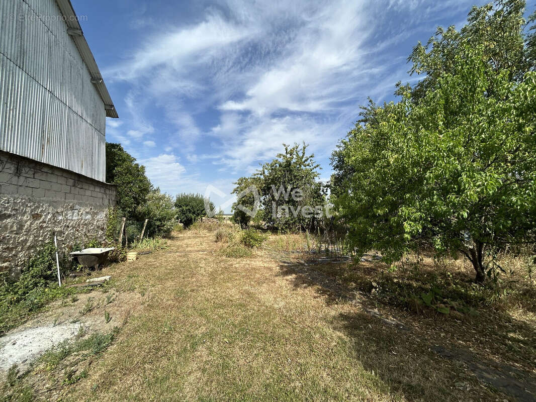 Maison 69 m² à Fontaine-Fourches  - photo 7