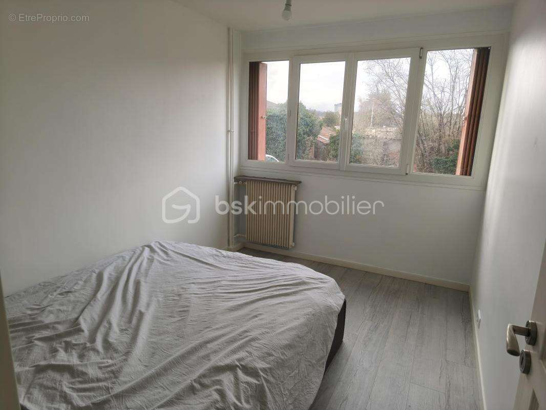 Appartement 3 pièces de 65m² avec balcon, parking et cave - photo 10