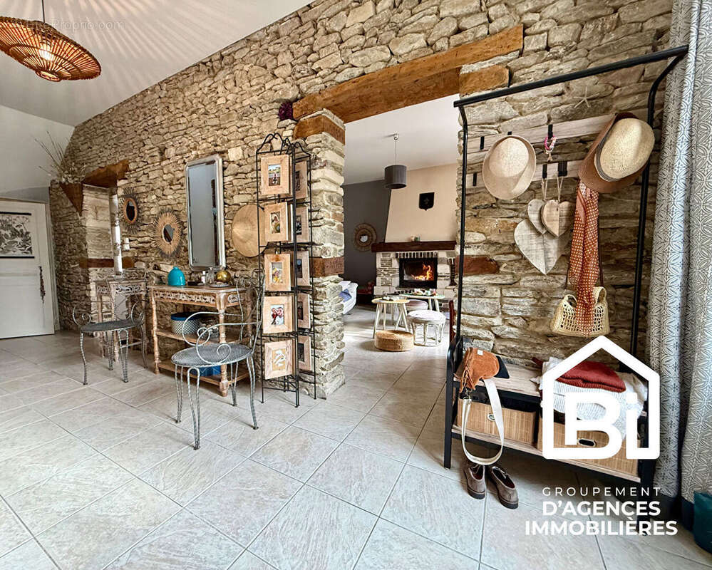 Maison à VILLERS-BOCAGE