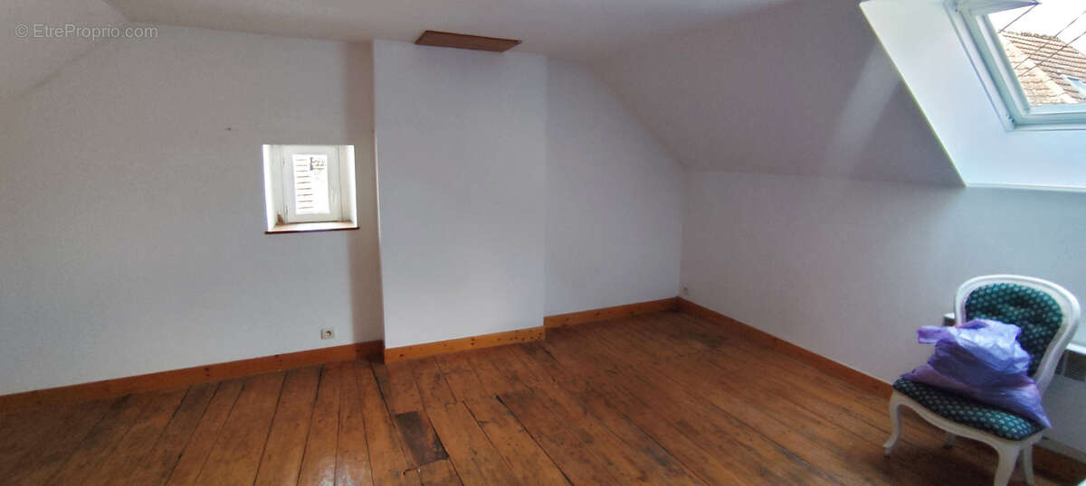 Maison à ANCY-LE-FRANC