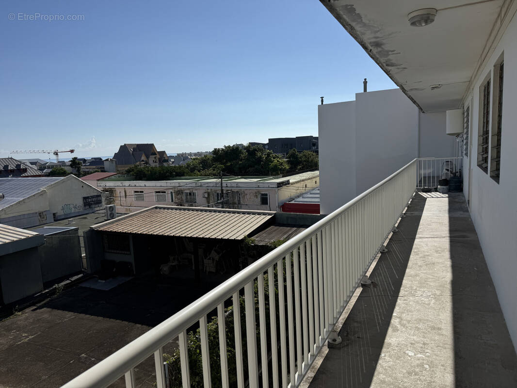 Appartement à SAINT-DENIS