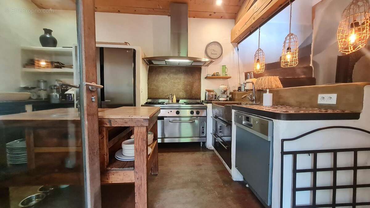 Maison à VILLENEUVE-LES-AVIGNON