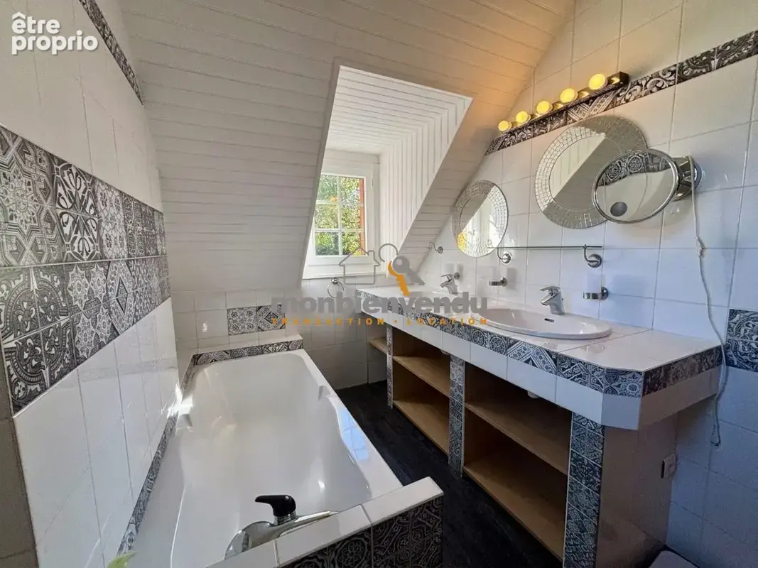 Maison 5 pièces 91 m² à vendre à Saint-Mamet-La-Salvetat (15220) - photo 8
