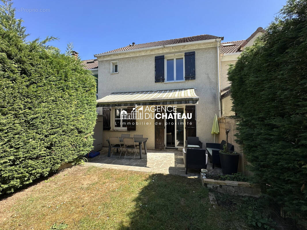 Maison à NANDY