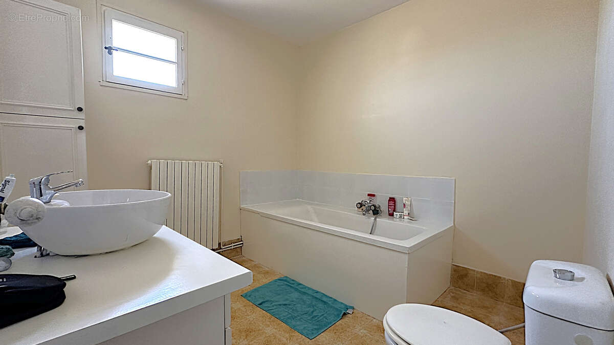 Maison à LANCON-PROVENCE