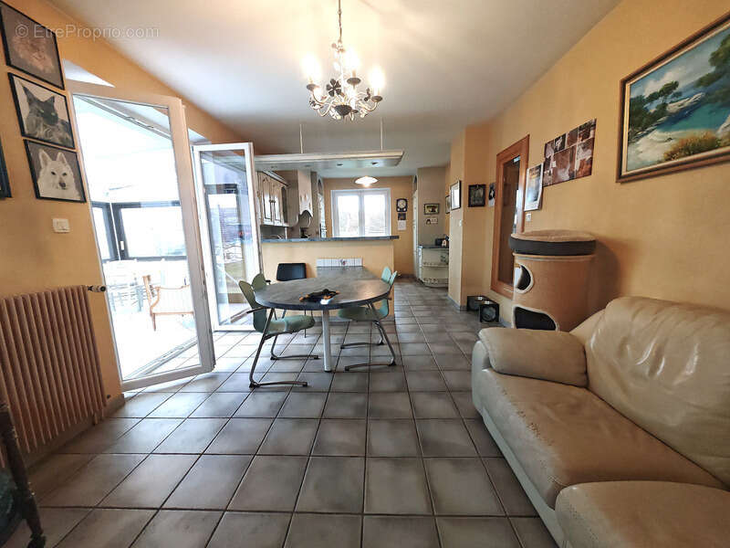 Maison à WEYERSHEIM