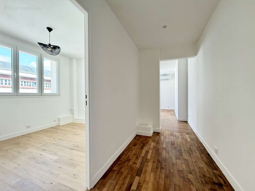Appartement à PARIS-18E