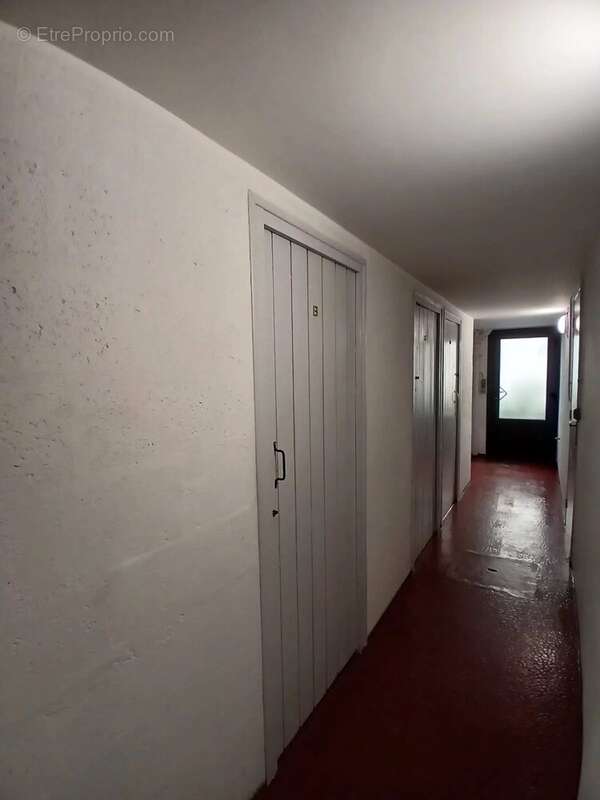 Appartement à SARTROUVILLE