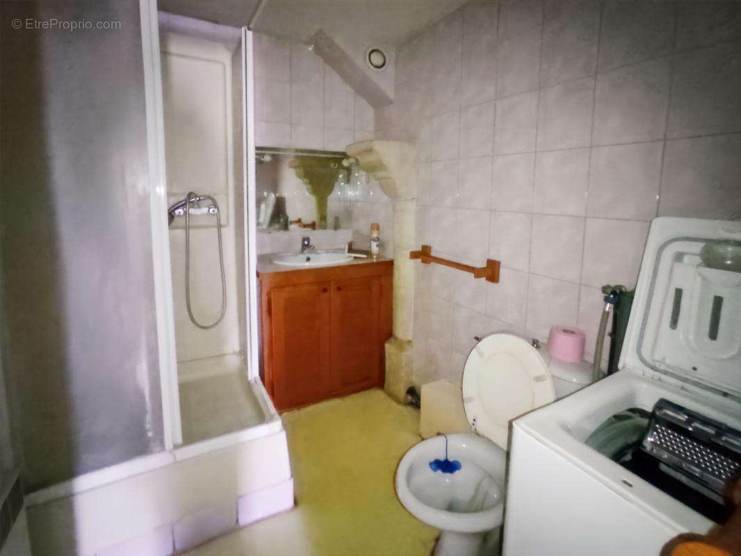 Appartement à SAINT-ASTIER
