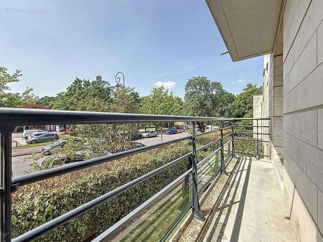 Appartement à MONTIGNY-LE-BRETONNEUX