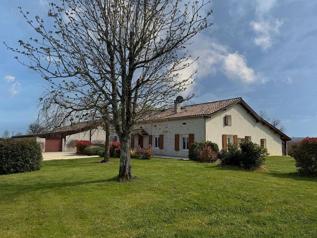 Maison à CANCON