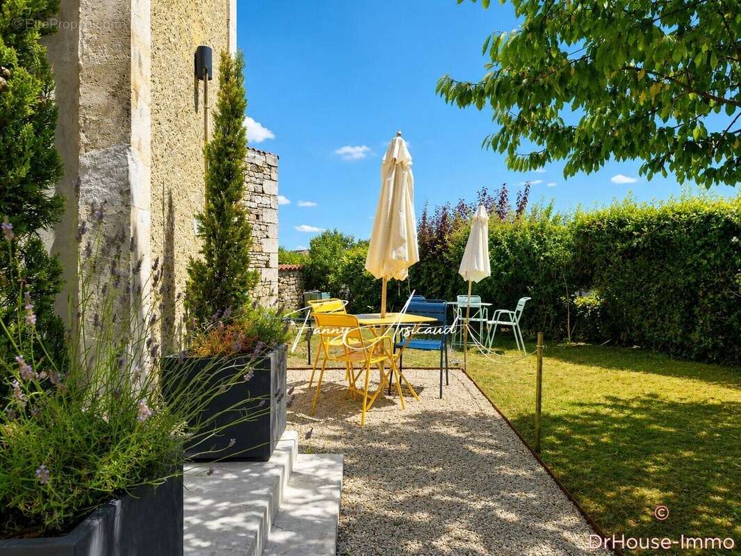 Maison à AUZAY