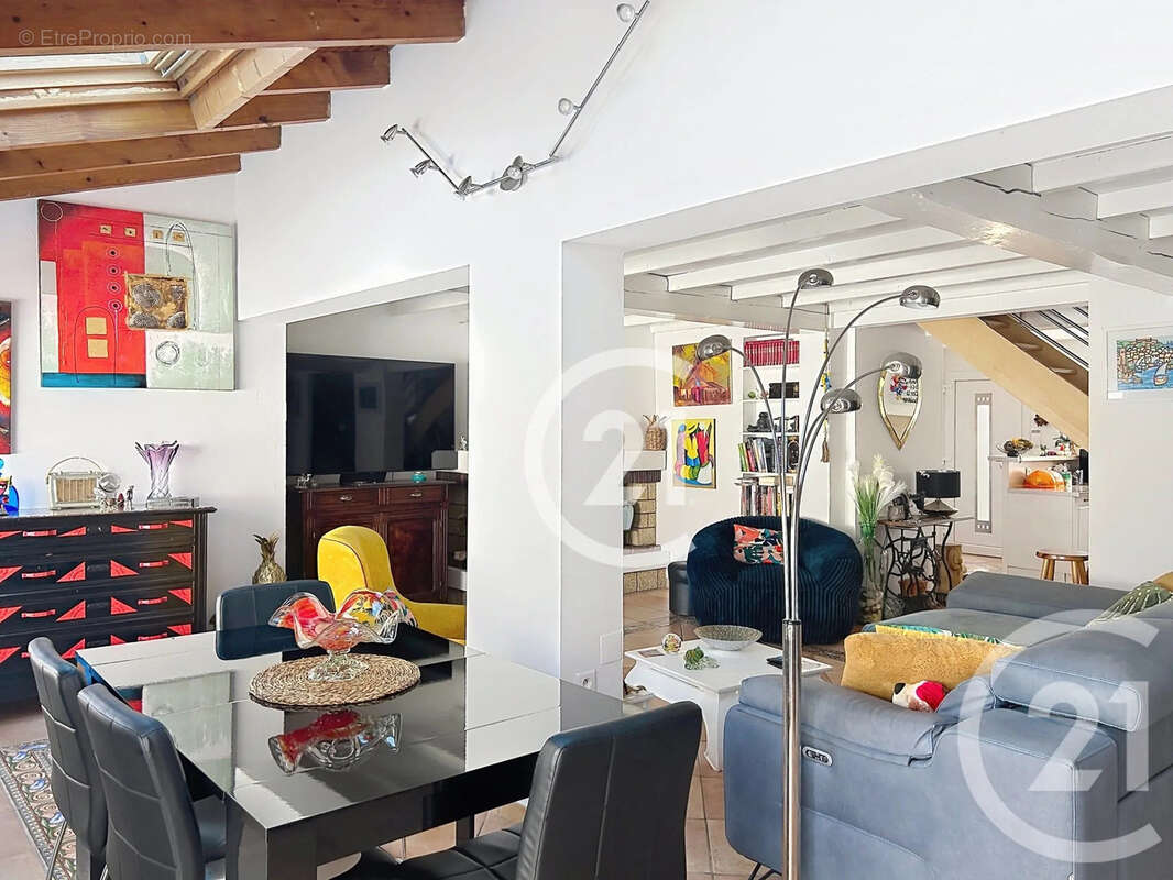 Maison 141 m² à Corneilla-Del-Vercol  - photo 6