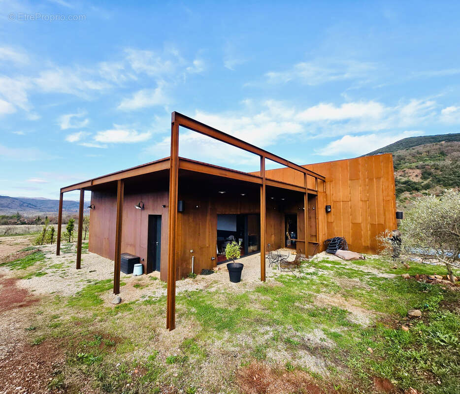 Vente Villa de T5 sur un terrain 3400m2 - photo 2