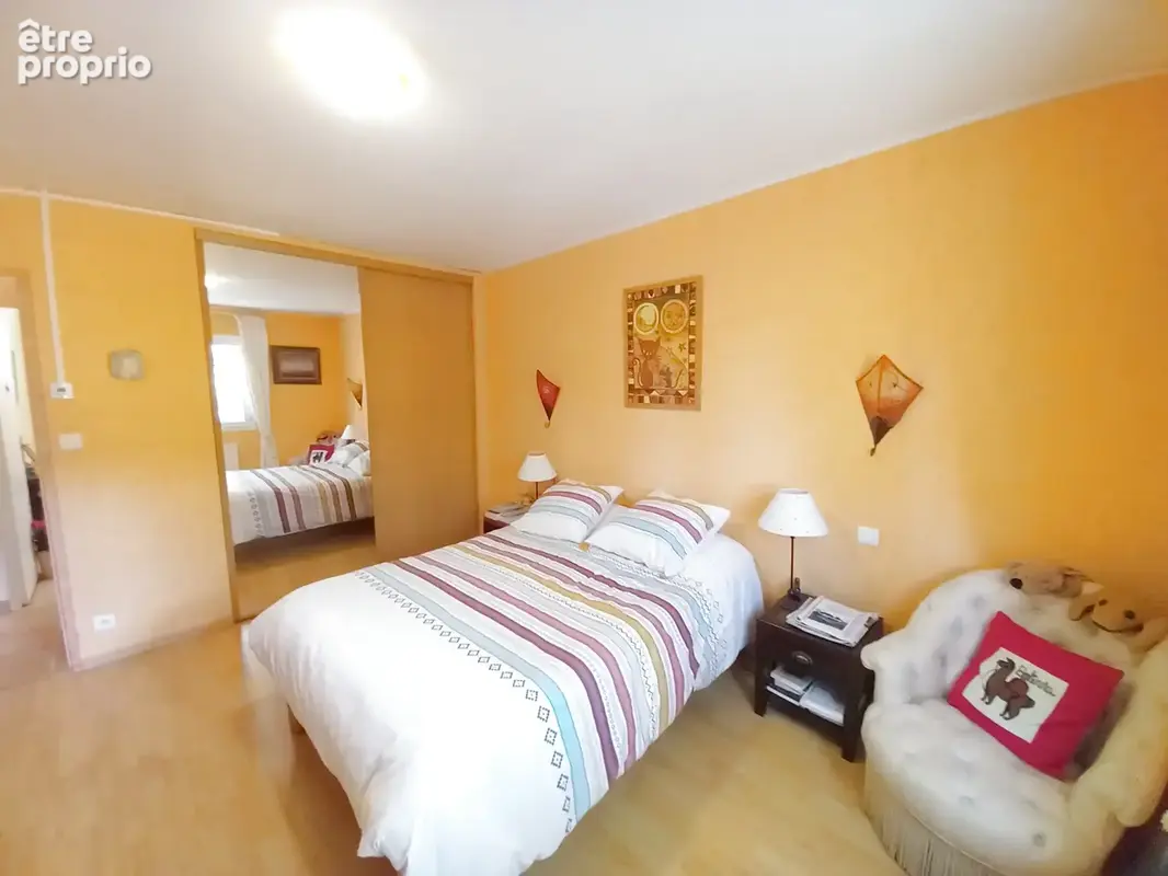 Superbe villa plain pied avec piscine sur 4000M2 arborés. - photo 48