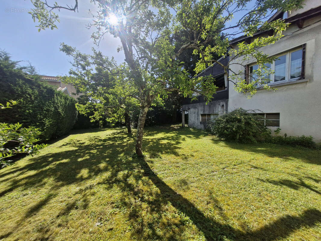 Maison à BRON