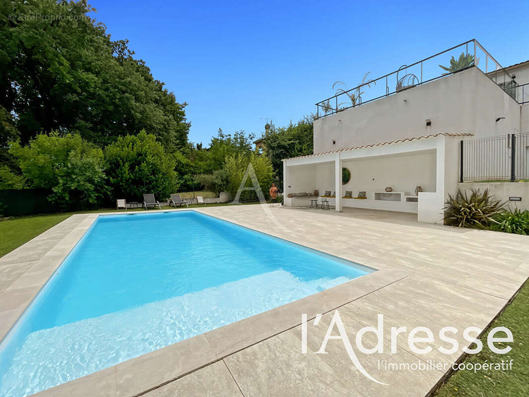 Maison à LA DESTROUSSE