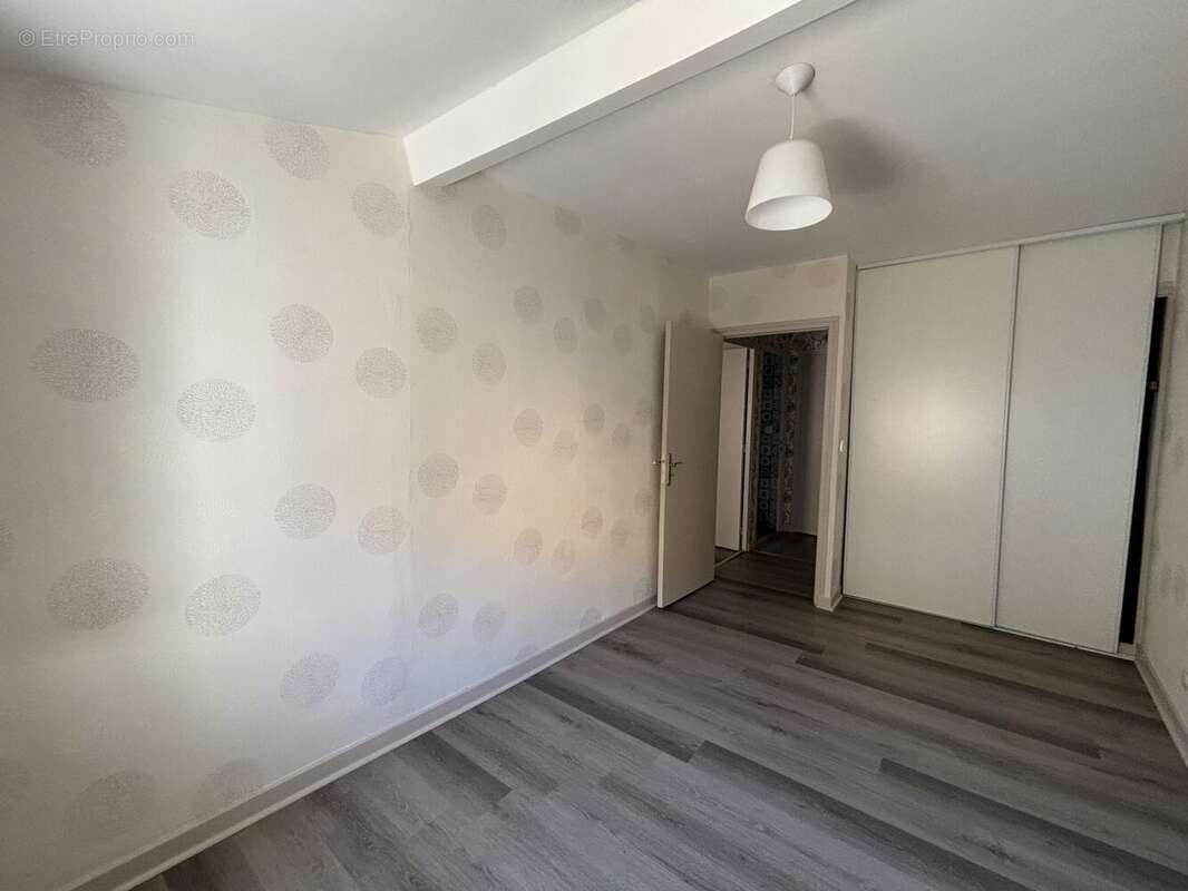 Appartement 120 m² à Privas  - photo 5