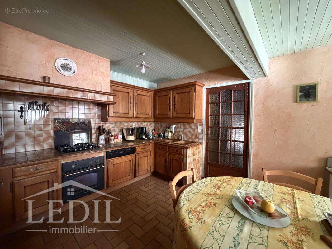 Maison de caractère avec vue sur les Pyrénées - photo 9