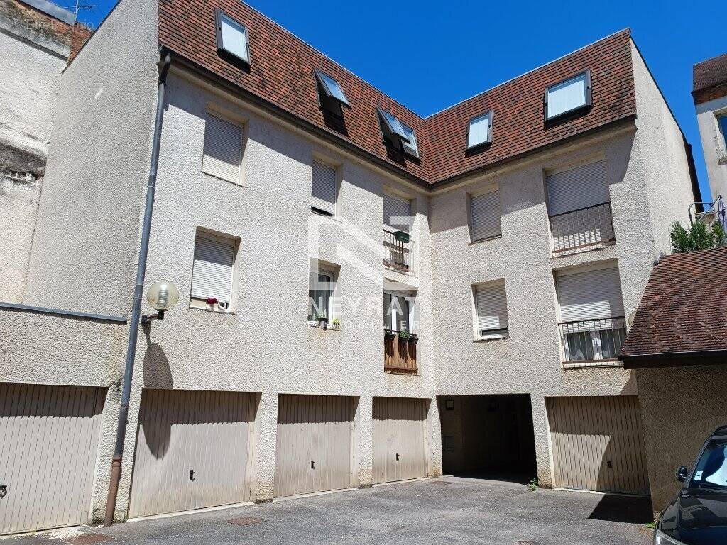 Appartement à AUXONNE
