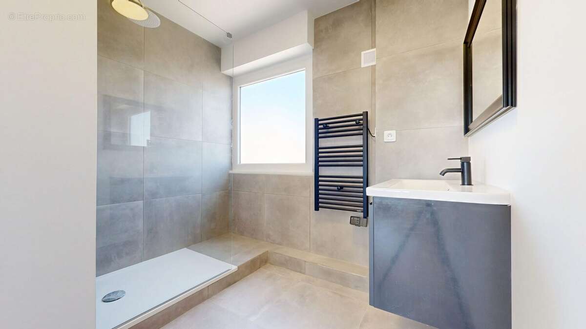 Appartement à LYON-3E