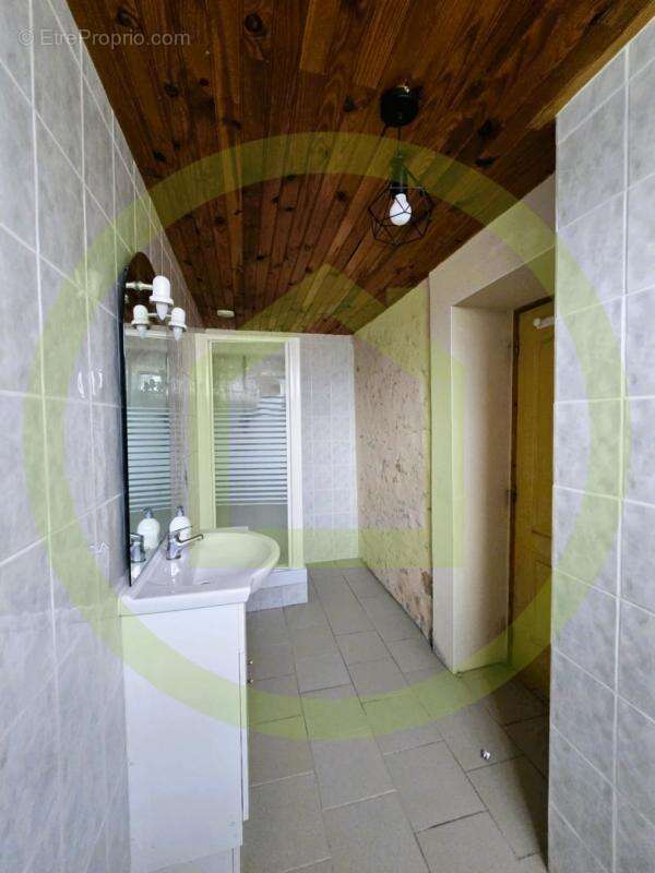 Maison à SAINT-CIERS-SUR-GIRONDE