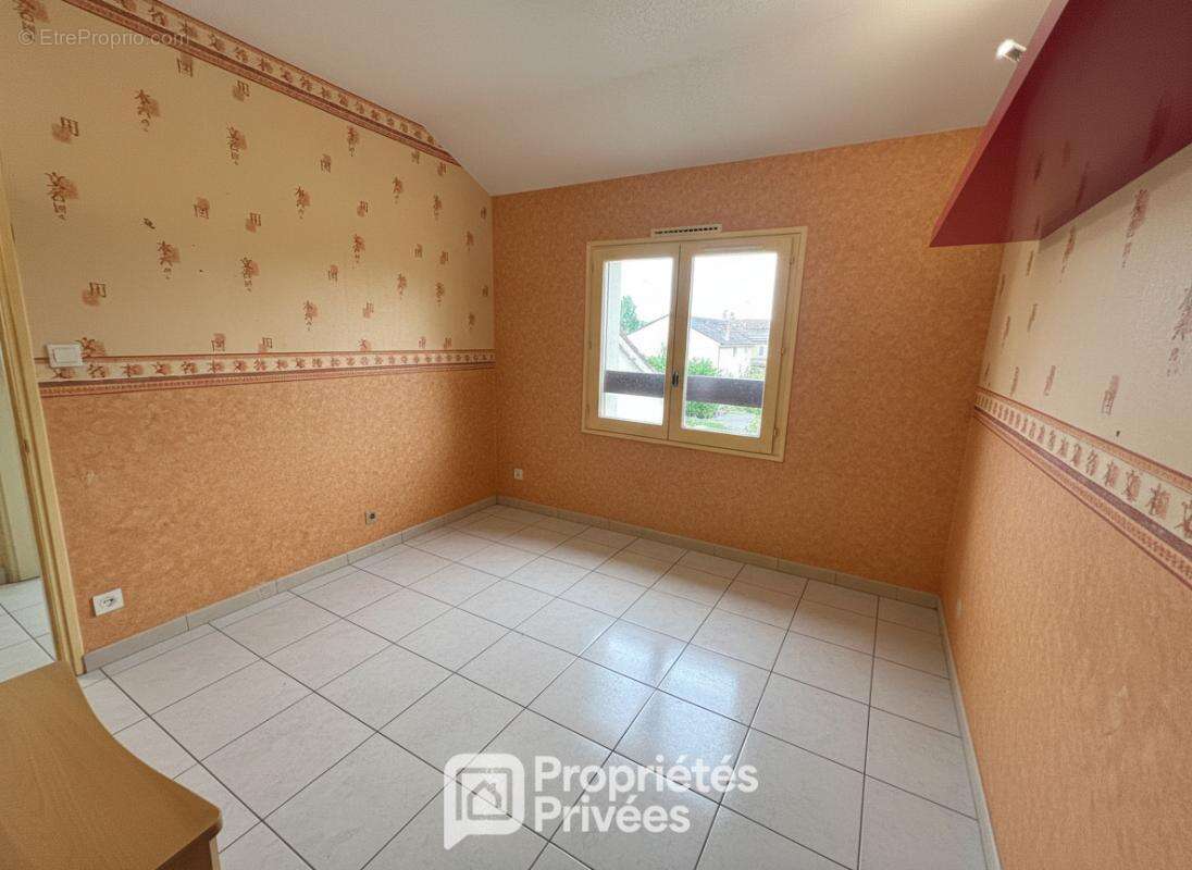 Maison à BOUFFEMONT