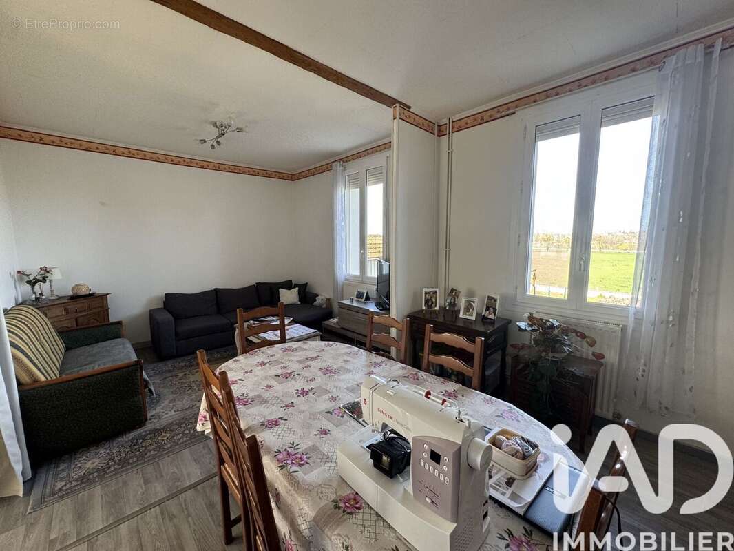 Photo 5 - Maison à SAINT-LAURENT-D'ANDENAY