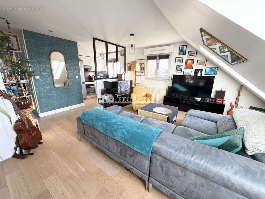 Appartement à CHILLY-MAZARIN