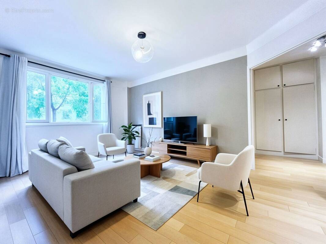 Photo 1 - Appartement à PARIS-11E