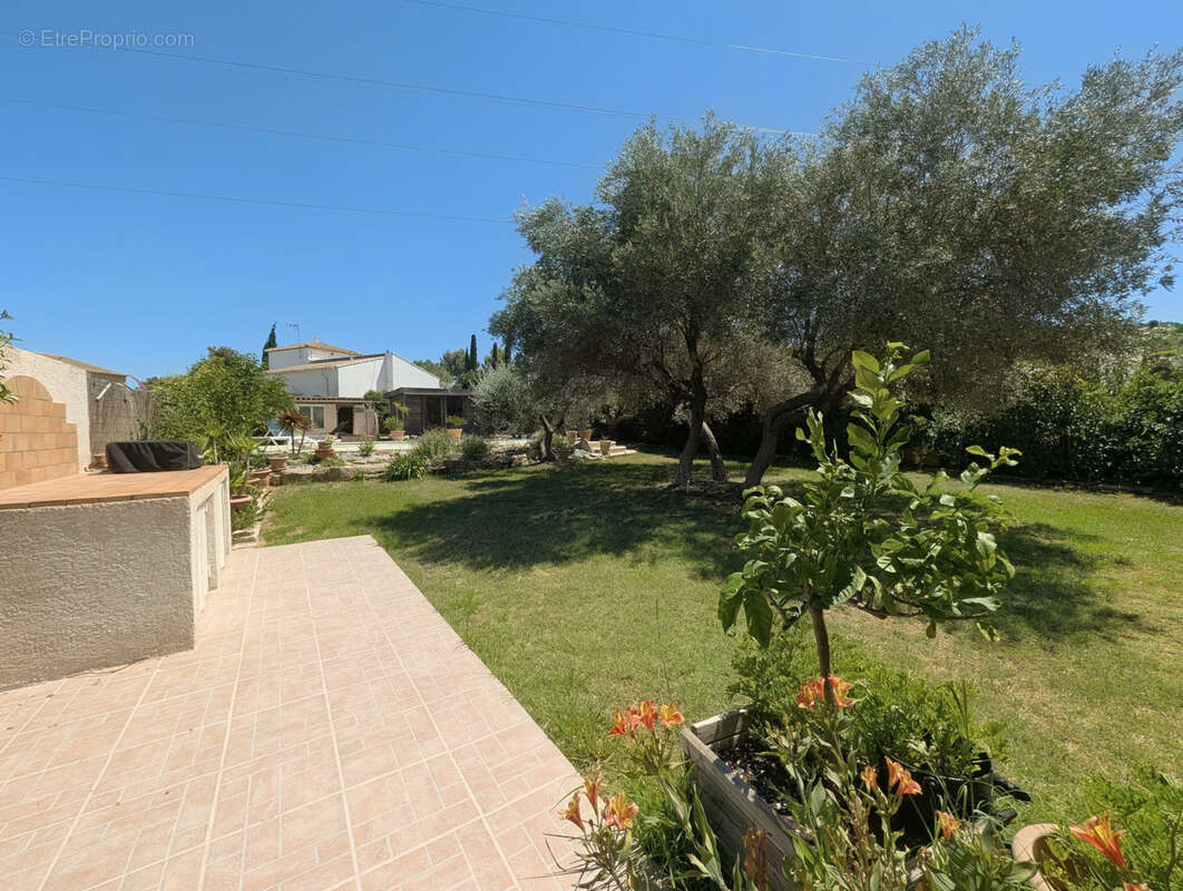 Maison à VILLETELLE