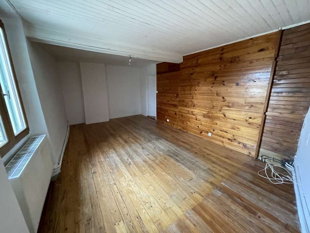 Maison à SAINT-FERRIOL