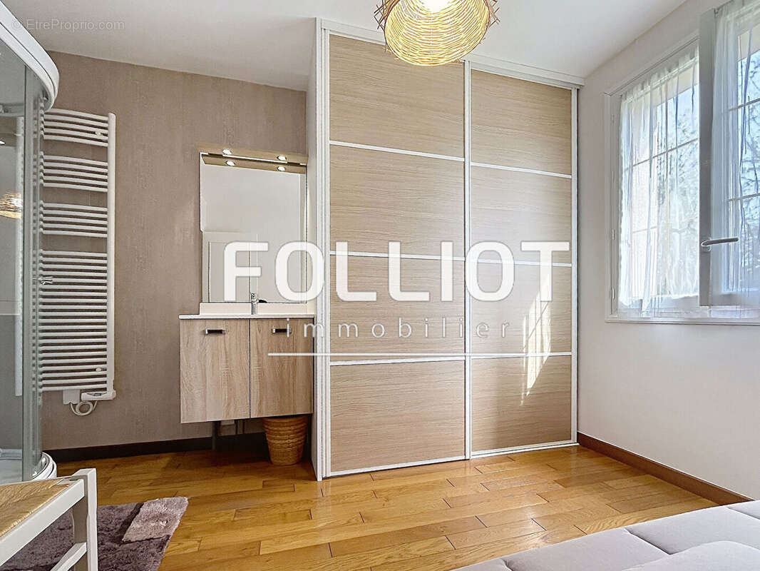 Maison Saint Georges d'Elle                                                                   A VENDRE - photo 10