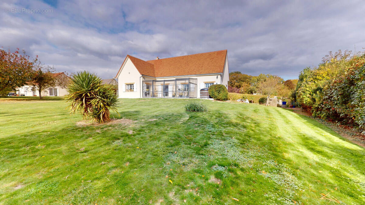 Maison à FRENOUVILLE