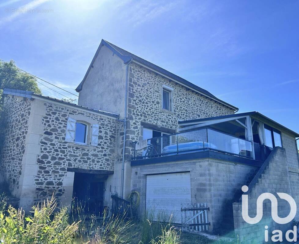 Photo 1 - Maison à AUZITS