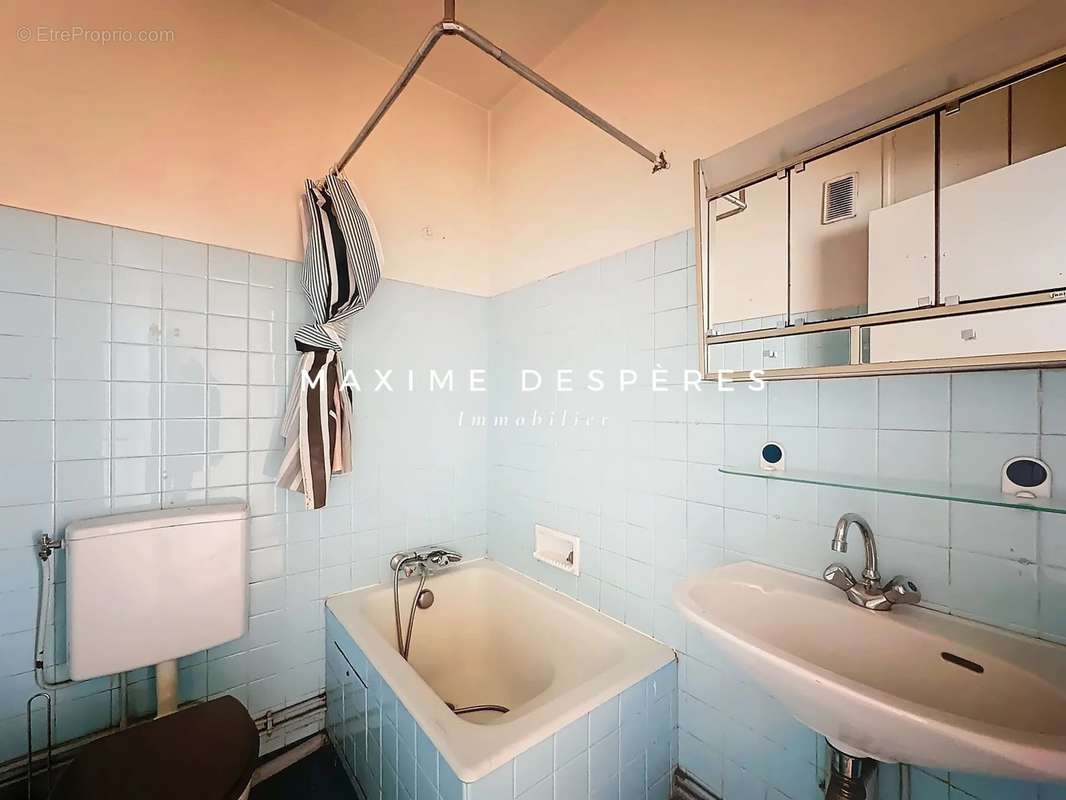 Appartement à NEUILLY-SUR-SEINE