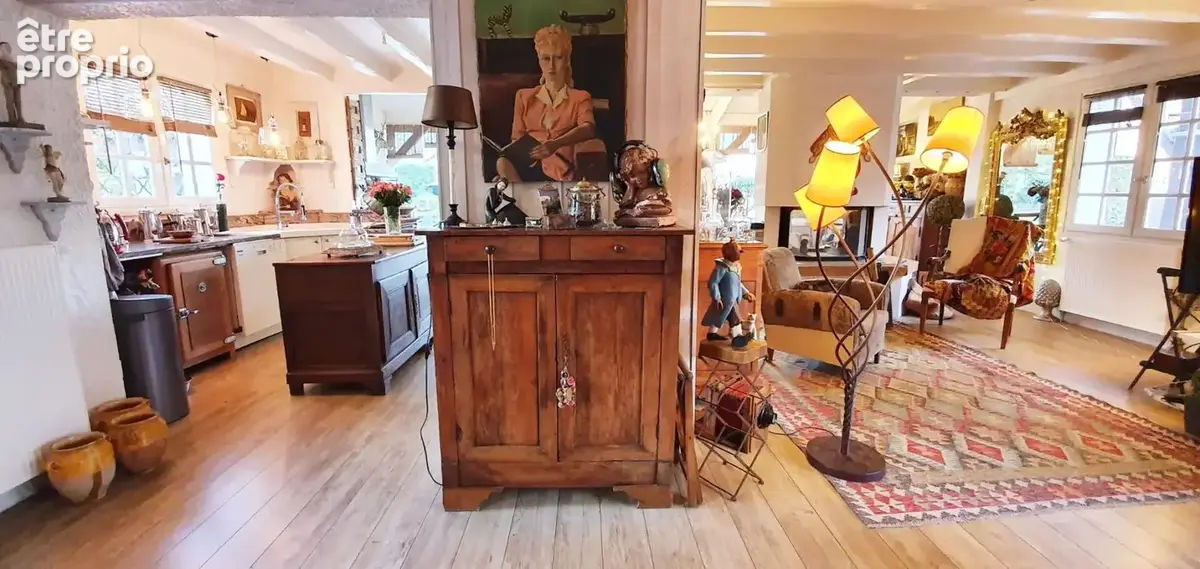 Maison avec piscine et grand garage - photo 14