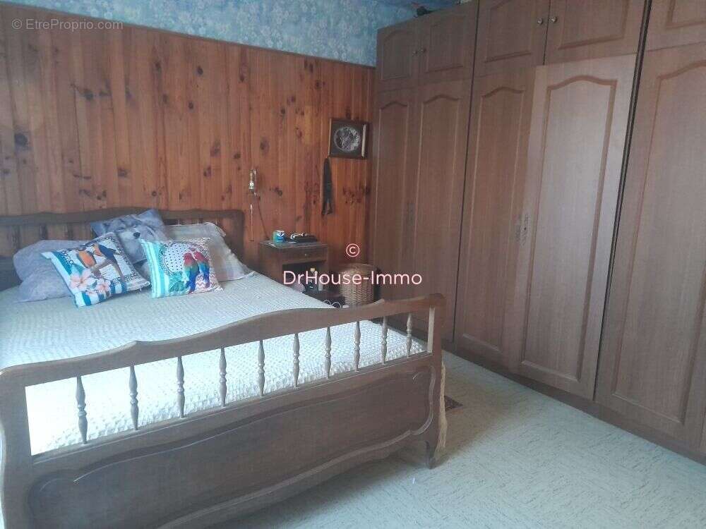 Maison à POULIGNY-SAINT-PIERRE