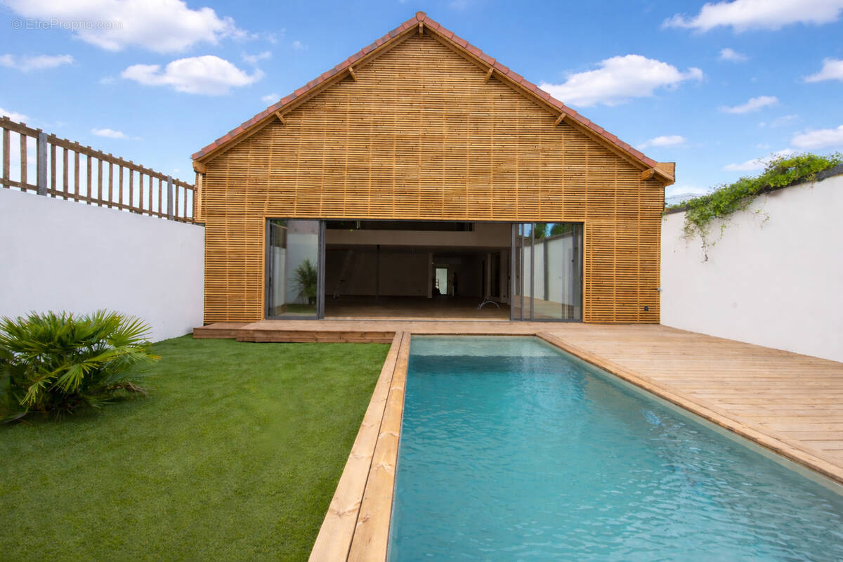 Appartement à BEGLES