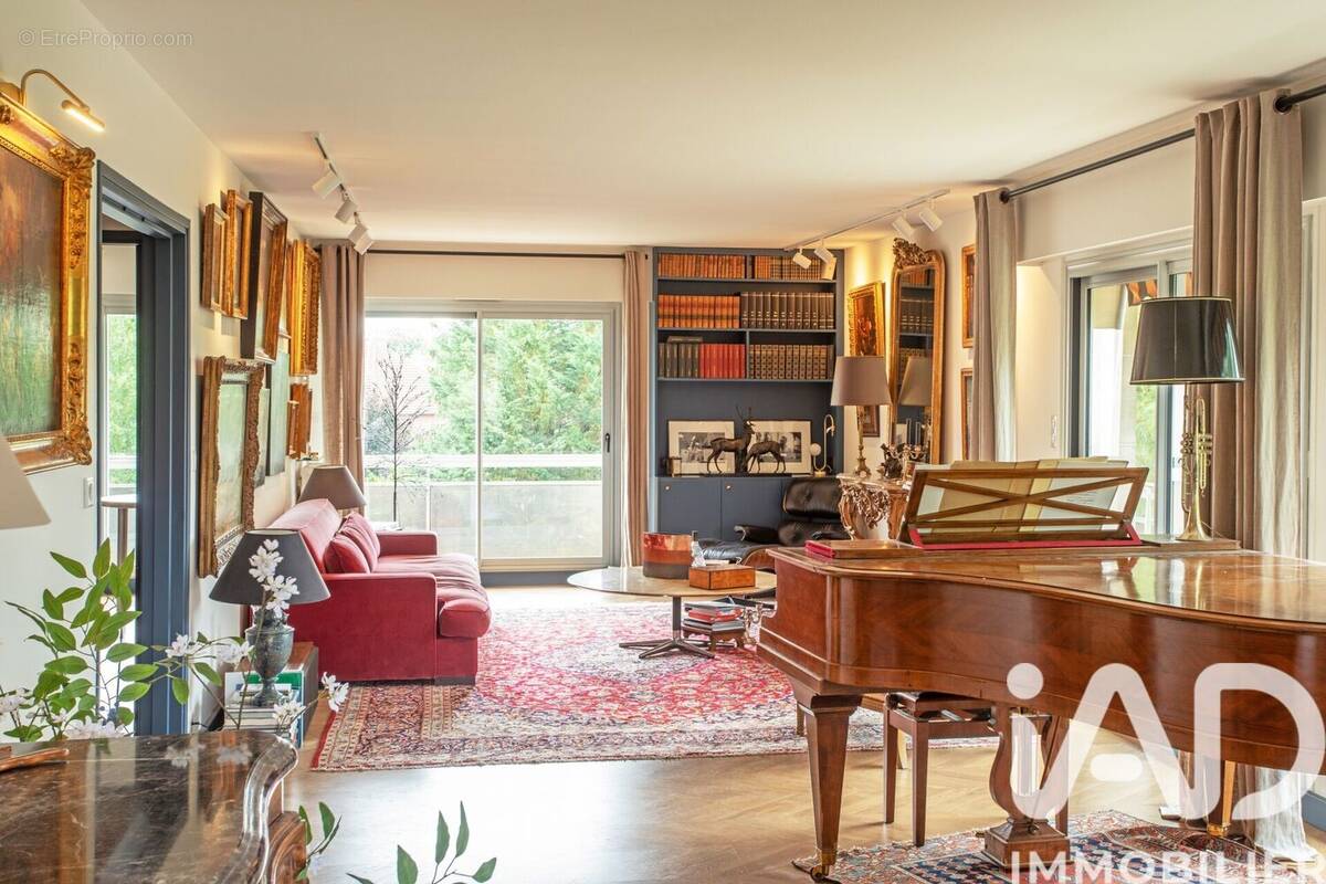 Photo 1 - Appartement à COMPIEGNE