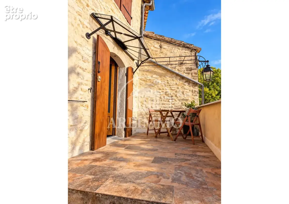 Photo Maison à Saint-Martin-De-Londres au prix de 279 000€